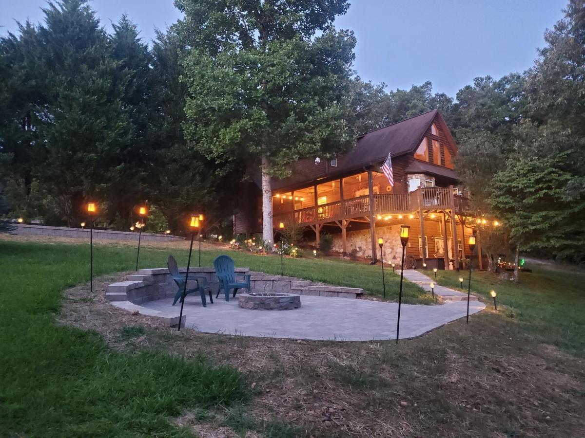 Smoky Mountain Cabin - Hot Tub - Fire Pit Мерфі Екстер'єр фото